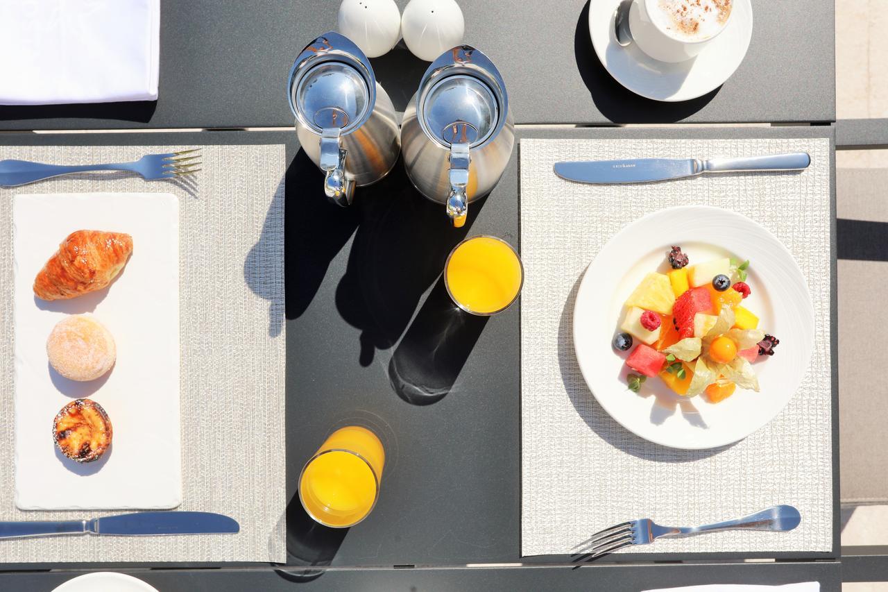 Iberostar Selection Lisboa Hotel Luaran gambar A place setting